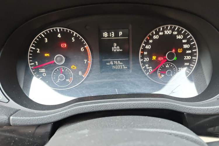 Used Volkswagen Passat 2013 1.8TSI DSG Government Procurement Edition Odometer Close Up