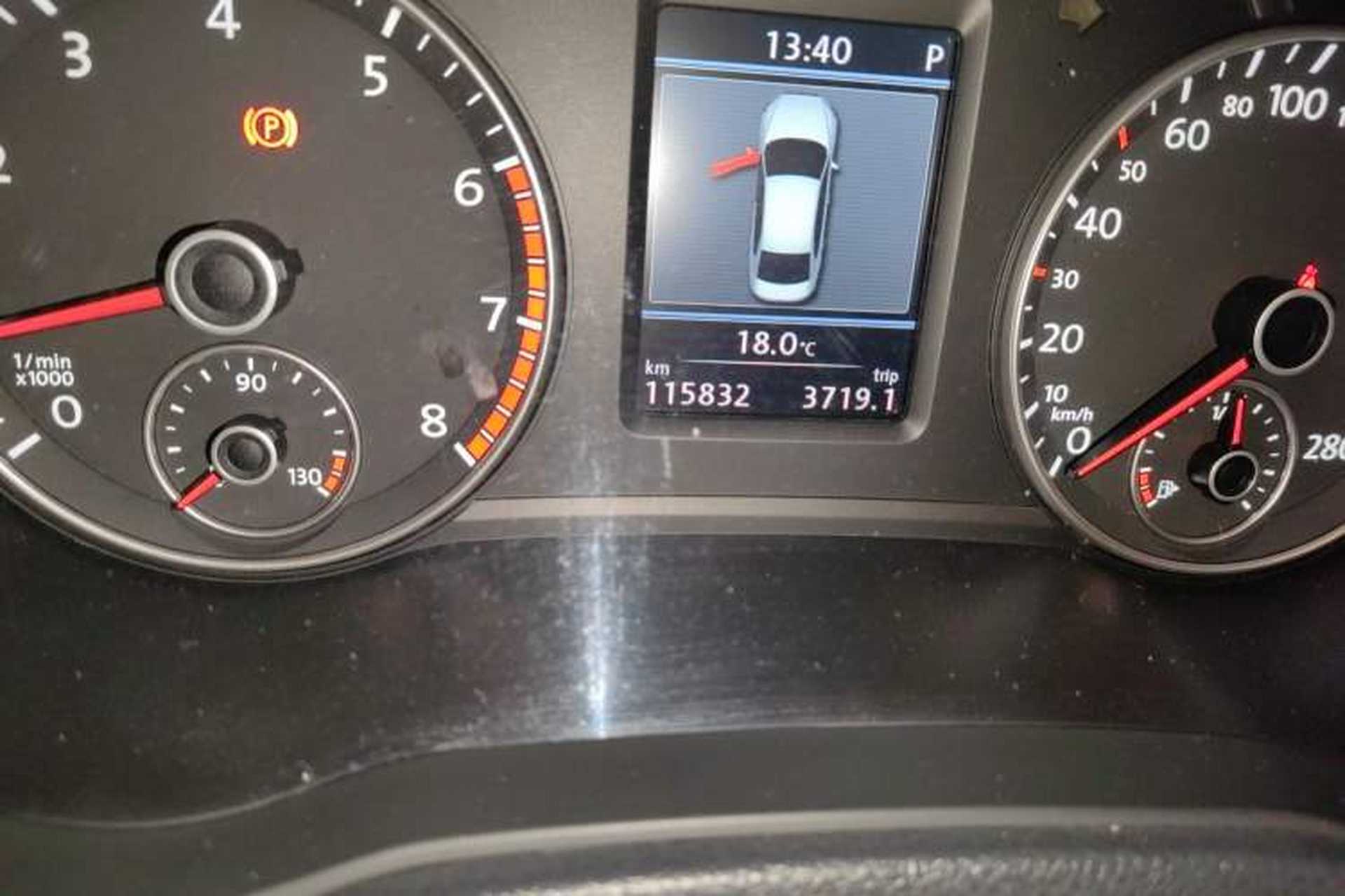 Used Volkswagen Passat 2013 2.0 TSI DSG Prestige Edition Odometer Close Up