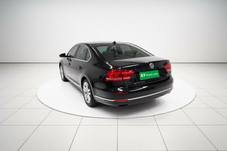 Used Volkswagen Passat 2013 1.8TSI DSG Prestige Edition Rear Left 45 Deg
