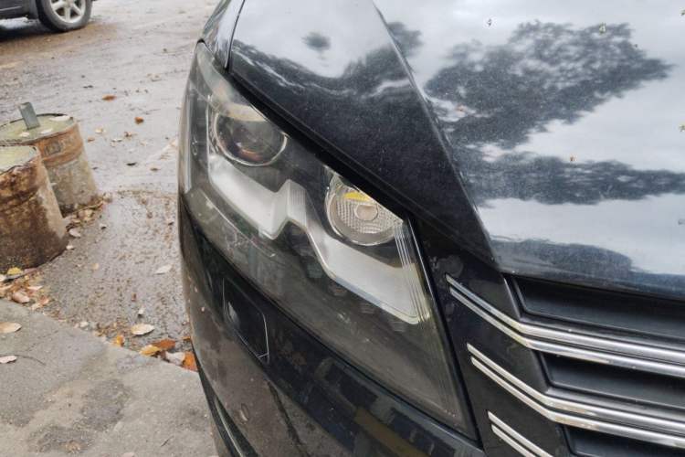 Used Volkswagen Passat 2013 2.0 TSI DSG Prestige Edition Right Front Headlight