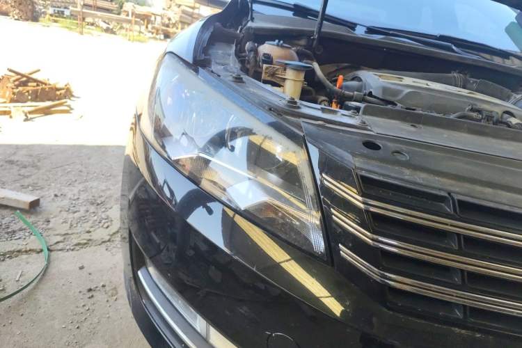 Used Volkswagen Passat 2013 1.8TSI DSG Prestige Edition Right Front Headlight