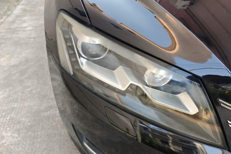 Used Volkswagen Passat 2013 1.8TSI DSG Prestige Edition Right Front Headlight