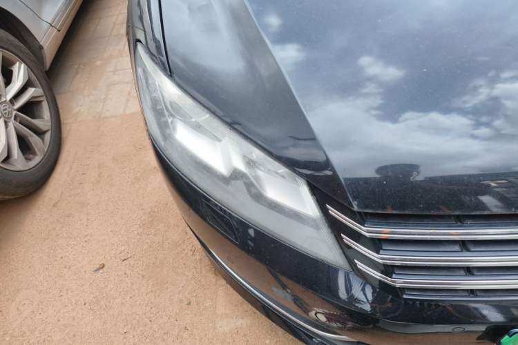 Used Volkswagen Passat 2013 2.0 TSI DSG Prestige Edition Right Front Headlight