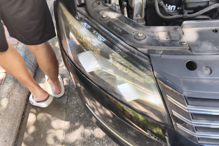 Used Volkswagen Passat 2013 1.8TSI DSG Government Procurement Edition Right Front Headlight