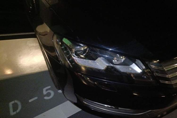 Used Volkswagen Passat 2013 2.0 TSI DSG Prestige Edition Right Front Headlight