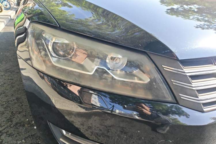 Used Volkswagen Passat 2013 2.0 TSI DSG Prestige Edition Right Front Headlight
