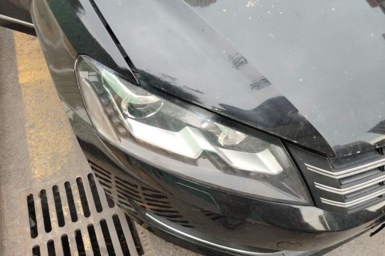 Used Volkswagen Passat 2013 2.0 TSI DSG Ultimate Edition Right Front Headlight