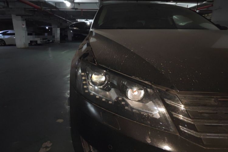 Used Volkswagen Passat 2013 3.0L V6 DSG Flagship Edition Right Front Headlight