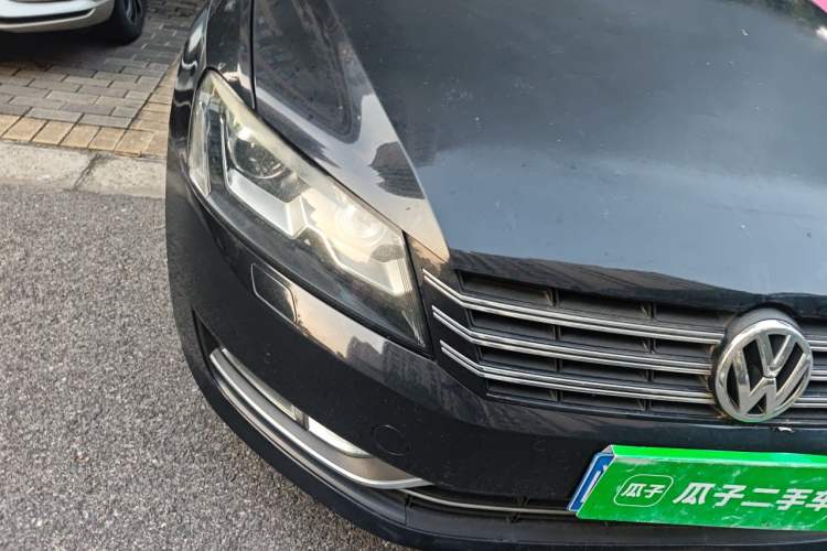 Used Volkswagen Passat 2013 1.8TSI DSG Prestige Edition Right Front Headlight