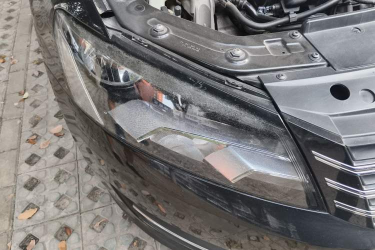Used Volkswagen Passat 2013 1.8TSI DSG Government Procurement Edition Right Front Headlight