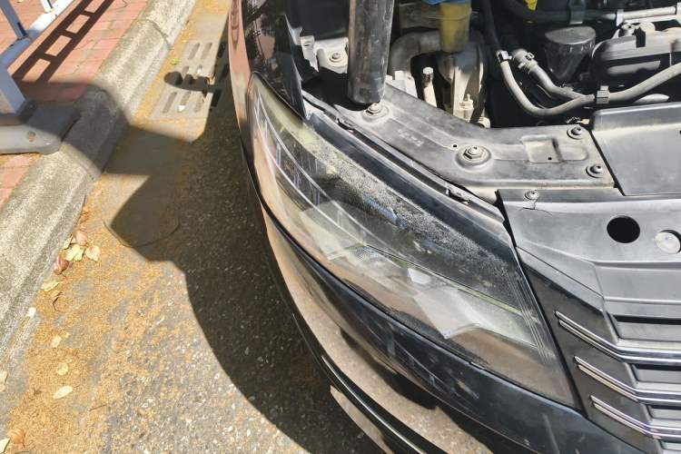 Used Volkswagen Passat 2013 1.8TSI DSG Government Procurement Edition Right Front Headlight
