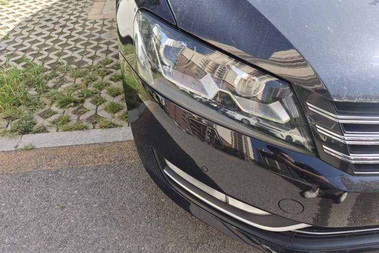 Used Volkswagen Passat 2013 1.8TSI DSG Prestige Edition Right Front Headlight