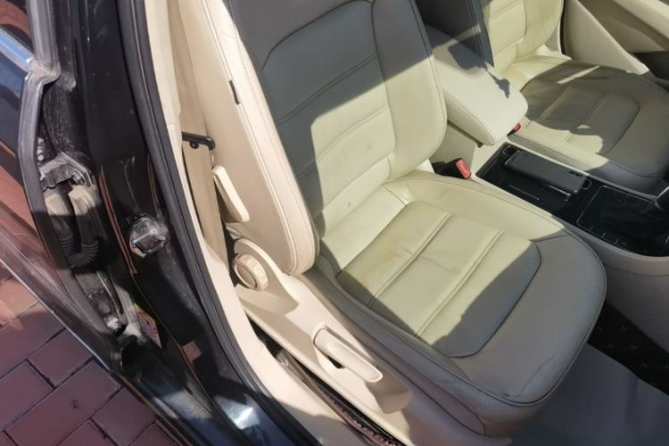 Used Volkswagen Passat 2013 1.8TSI DSG Prestige Edition Right Front Seat