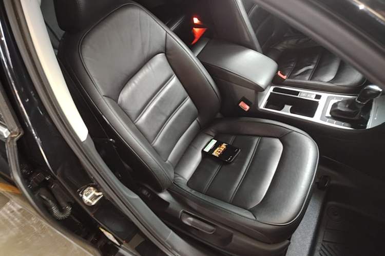 Used Volkswagen Passat 2013 1.8TSI DSG Government Procurement Edition Right Front Seat