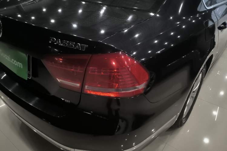 Used Volkswagen Passat 2013 1.8TSI DSG Prestige Edition Right Rear Taillight