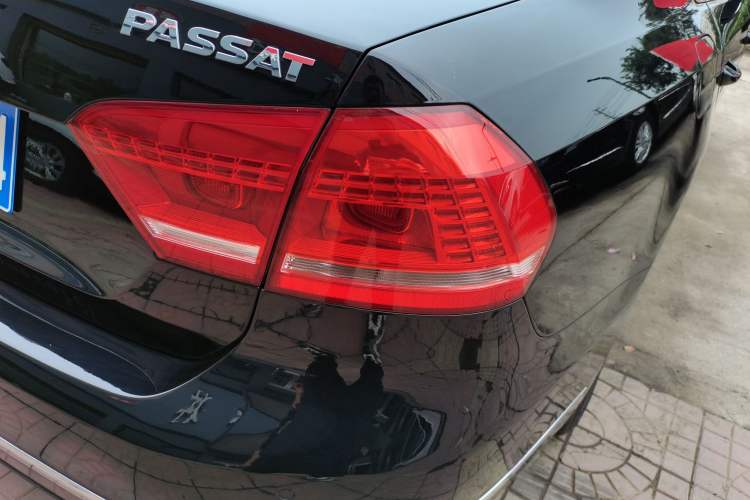 Used Volkswagen Passat 2013 1.4TSI Manual Prestige Edition Right Rear Taillight