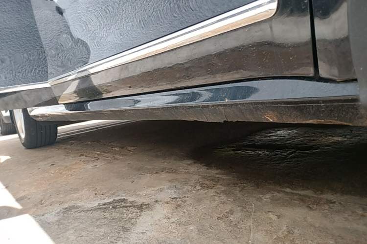 Used Volkswagen Passat 2013 1.8TSI DSG Prestige Edition Right Side Sill