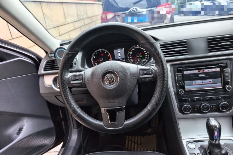 Used Volkswagen Passat 2013 1.8TSI DSG Prestige Edition Steering Wheel