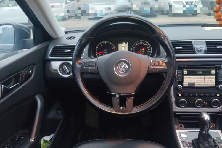 Used Volkswagen Passat 2013 2.0 TSI DSG Prestige Edition Steering Wheel