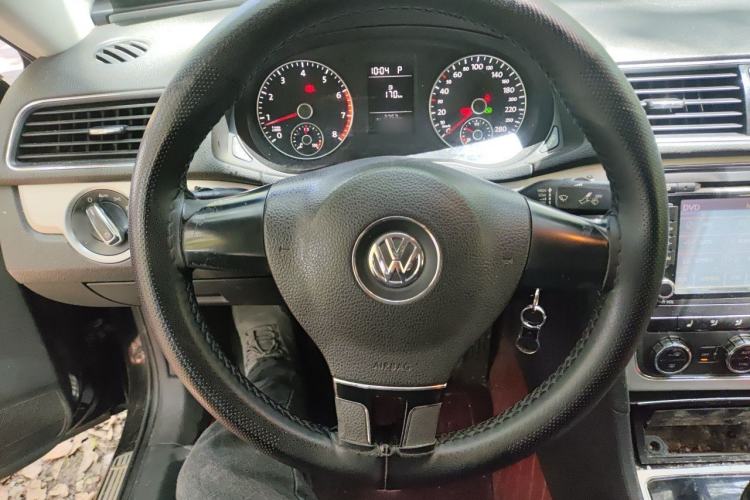 Used Volkswagen Passat 2013 1.8TSI DSG Prestige Edition Steering Wheel