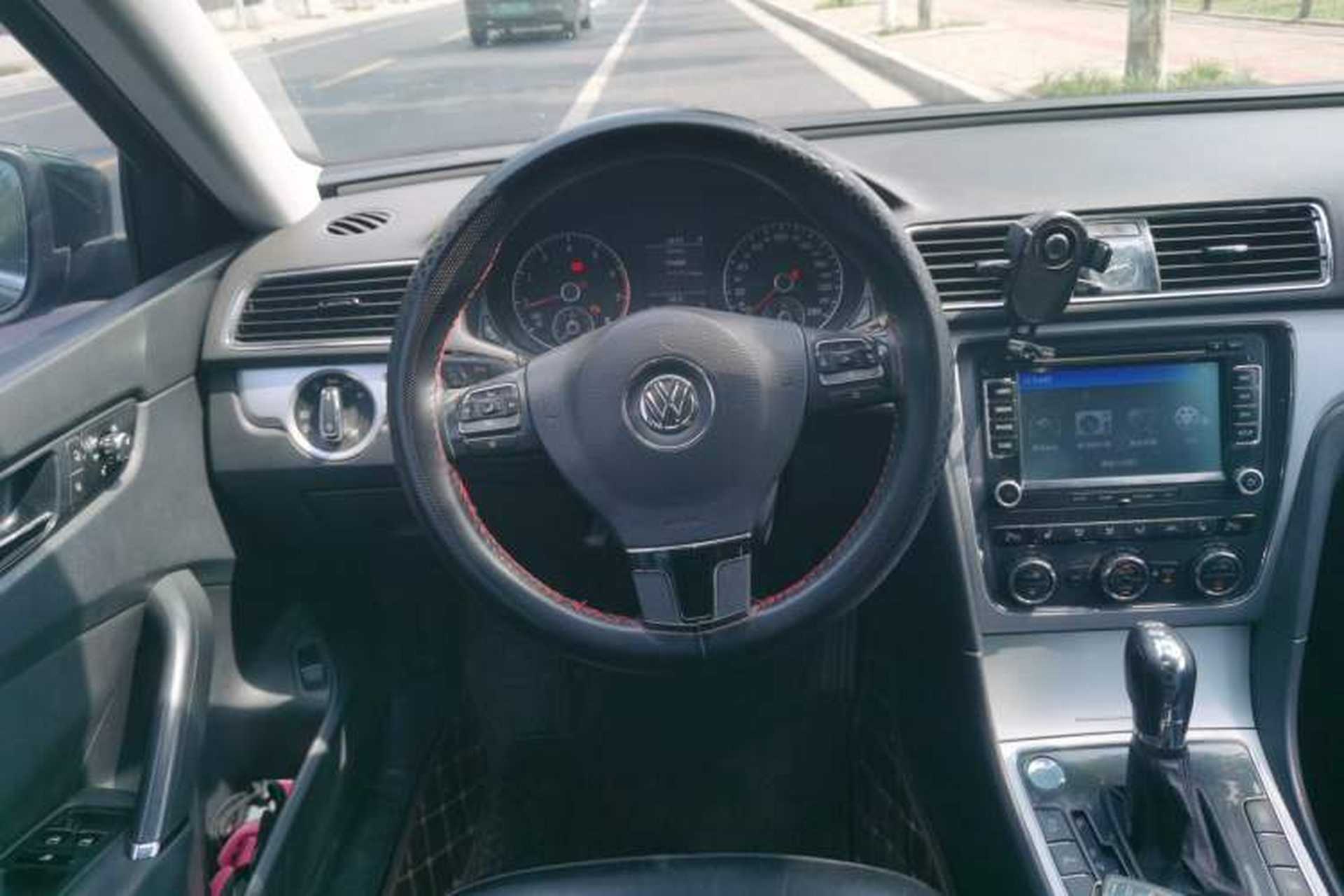 Used Volkswagen Passat 2013 1.8TSI DSG Prestige Edition Steering Wheel