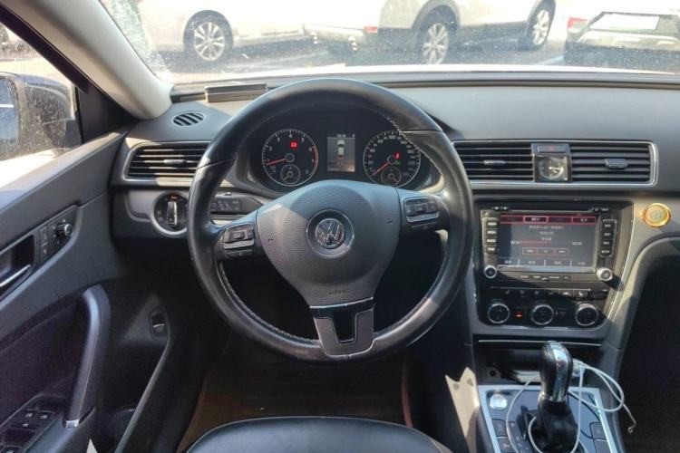 Used Volkswagen Passat 2013 2.0 TSI DSG Prestige Edition Steering Wheel
