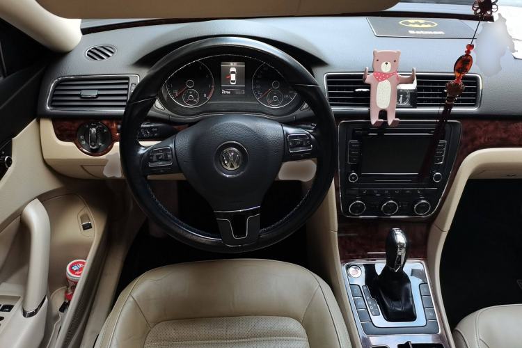 Used Volkswagen Passat 2013 1.8TSI DSG Prestige Edition Steering Wheel