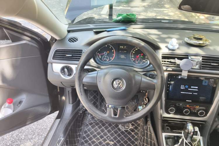 Used Volkswagen Passat 2013 1.8TSI DSG Government Procurement Edition Steering Wheel