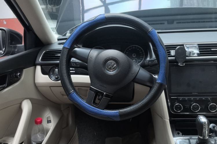 Used Volkswagen Passat 2013 1.8TSI DSG Prestige Edition Steering Wheel