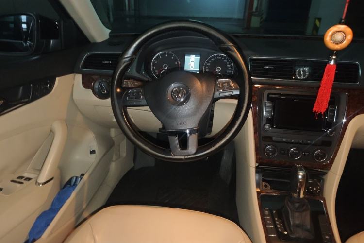 Used Volkswagen Passat 2013 1.8TSI DSG Prestige Edition Steering Wheel