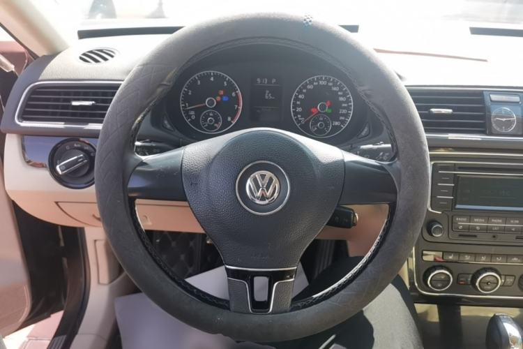 Used Volkswagen Passat 2013 1.8TSI DSG Prestige Edition Steering Wheel