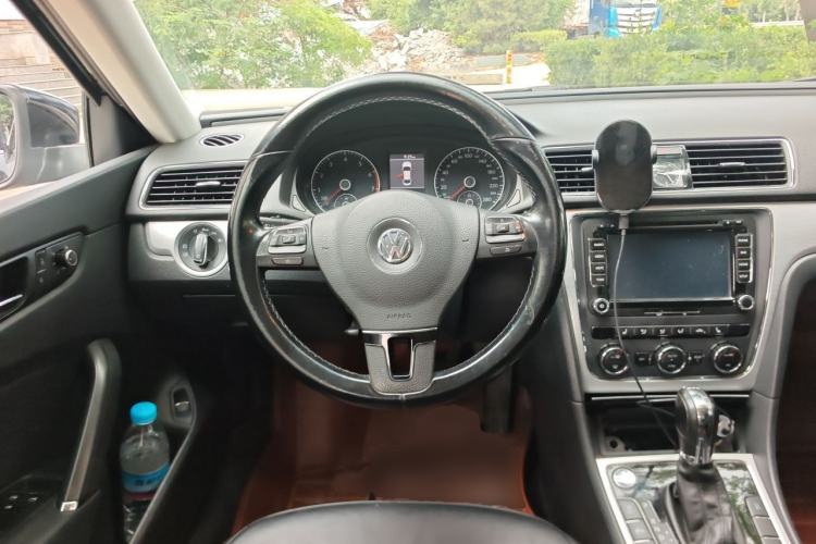 Used Volkswagen Passat 2013 2.0 TSI DSG Prestige Edition Steering Wheel