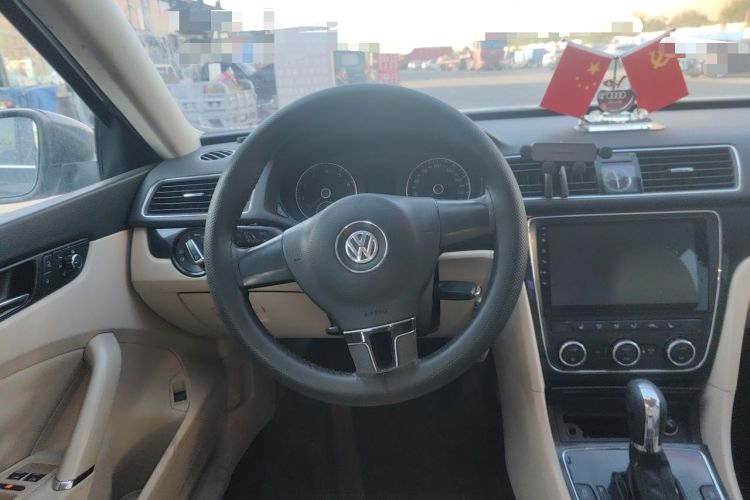 Used Volkswagen Passat 2013 1.8TSI DSG Prestige Edition Steering Wheel