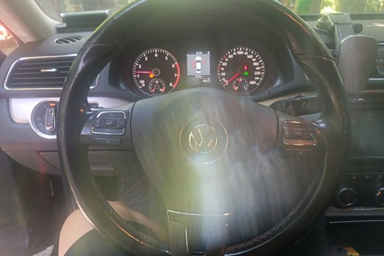 Used Volkswagen Passat 2013 1.8TSI DSG Prestige Edition Steering Wheel