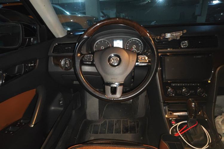 Used Volkswagen Passat 2013 3.0L V6 DSG Flagship Edition Steering Wheel