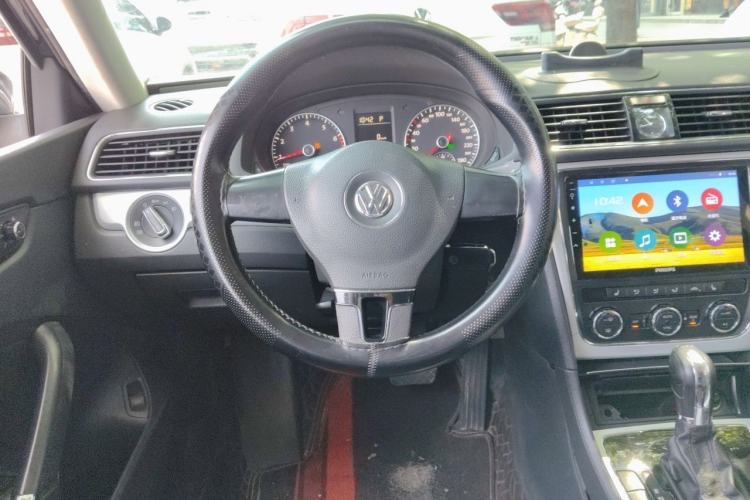 Used Volkswagen Passat 2013 1.8TSI DSG Prestige Edition Steering Wheel