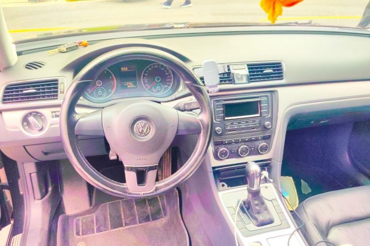 Used Volkswagen Passat 2013 1.8TSI DSG Prestige Edition Steering Wheel
