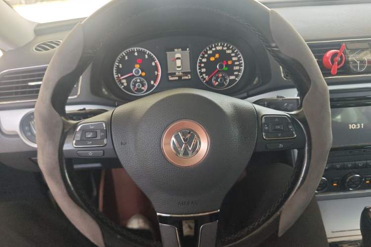 Used Volkswagen Passat 2013 2.0 TSI DSG Prestige Edition Steering Wheel