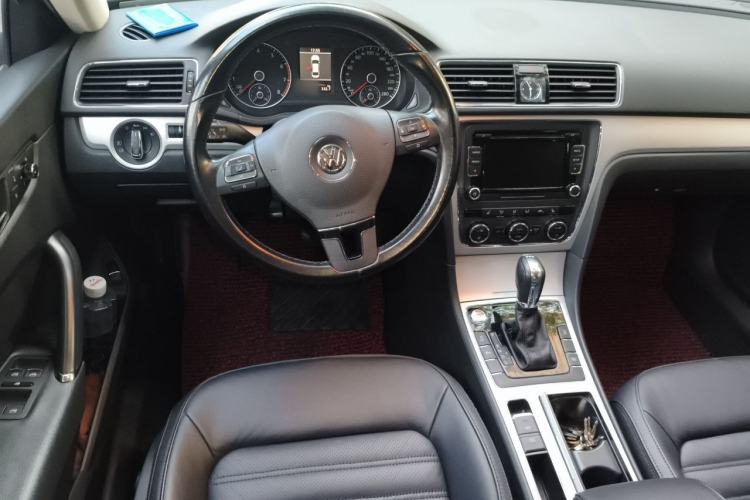 Used Volkswagen Passat 2013 2.0 TSI DSG Prestige Edition Steering Wheel