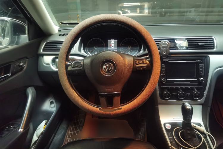 Used Volkswagen Passat 2013 1.8TSI DSG Prestige Edition Steering Wheel