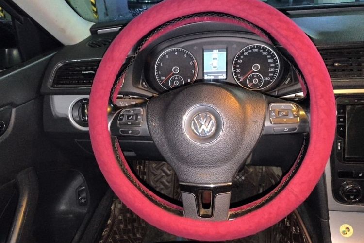 Used Volkswagen Passat 2013 1.8TSI DSG Prestige Edition Steering Wheel