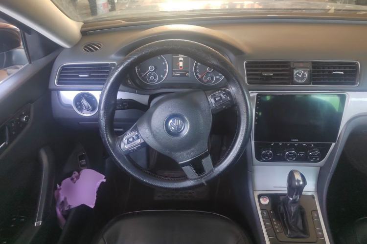 Used Volkswagen Passat 2013 1.8TSI DSG Prestige Edition Steering Wheel