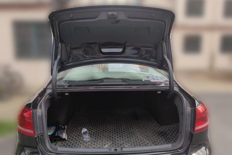 Used Volkswagen Passat 2013 1.8TSI DSG Prestige Edition Trunk