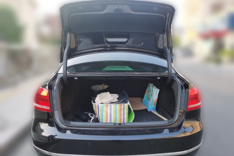Used Volkswagen Passat 2013 1.8TSI DSG Ultimate Edition Trunk