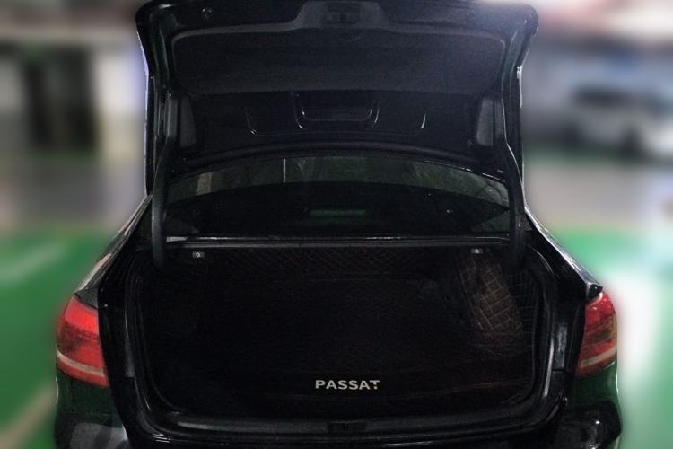 Used Volkswagen Passat 2013 1.8TSI DSG Prestige Edition Trunk