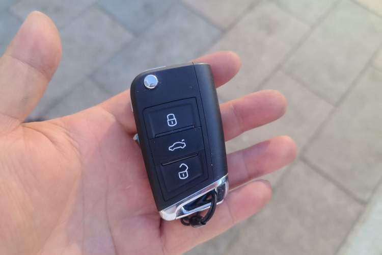 Used Volkswagen Passat 2013 1.8TSI DSG Ultimate Edition Vehicle Key