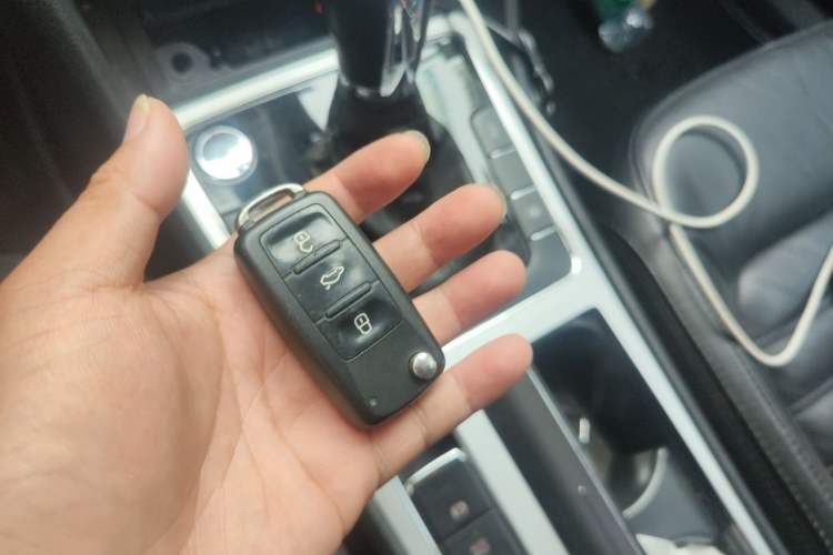 Used Volkswagen Passat 2013 1.8TSI DSG Prestige Edition Vehicle Key