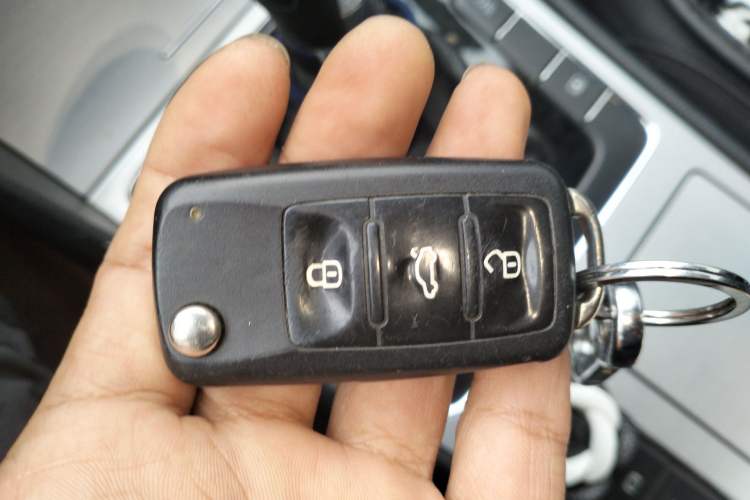 Used Volkswagen Passat 2013 1.8TSI DSG Prestige Edition Vehicle Key
