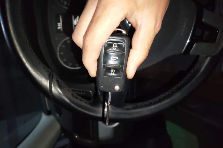 Used Volkswagen Passat 2013 1.4 TSI DSG Prestige Edition Vehicle Key