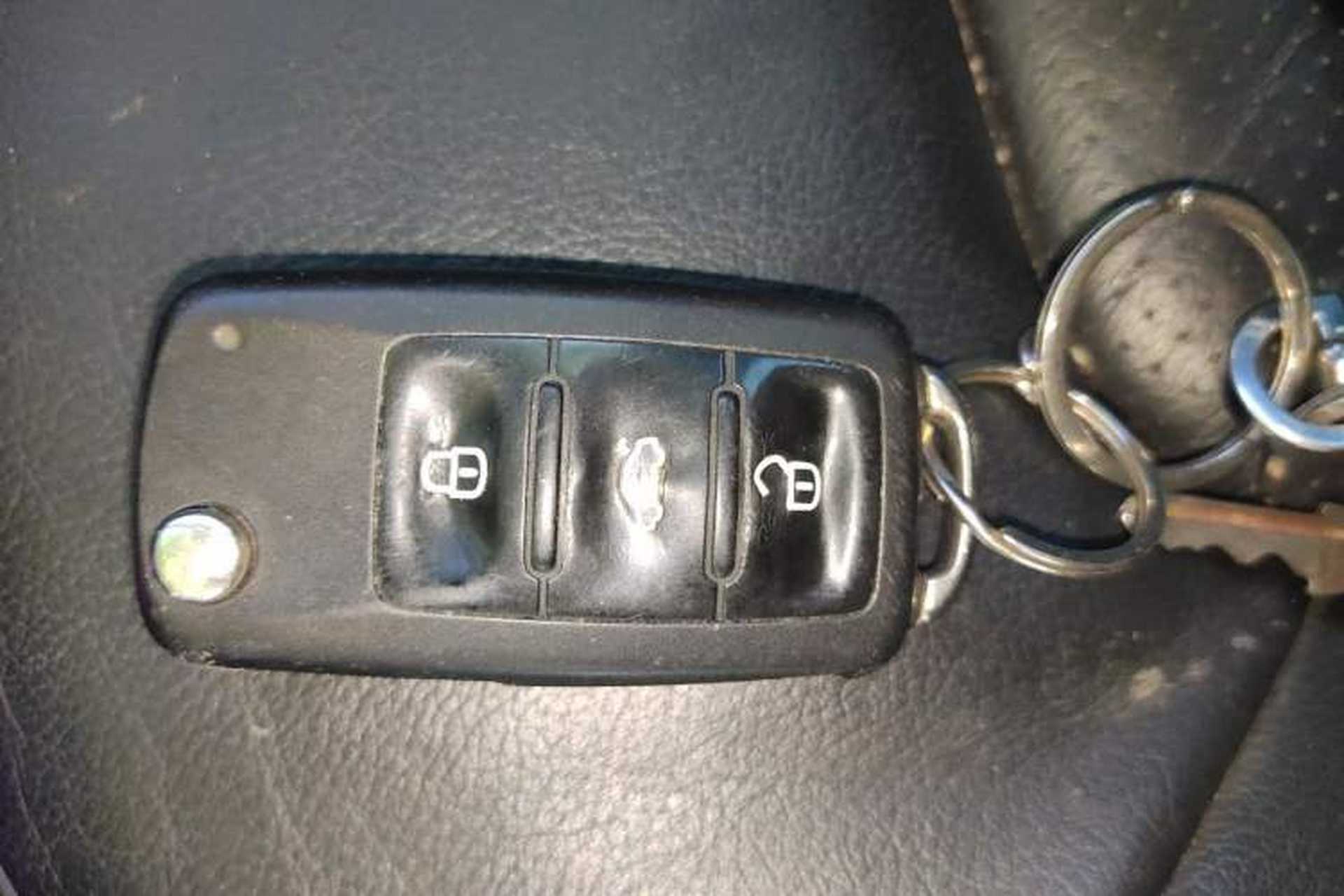 Used Volkswagen Passat 2013 1.8TSI DSG Prestige Edition Vehicle Key